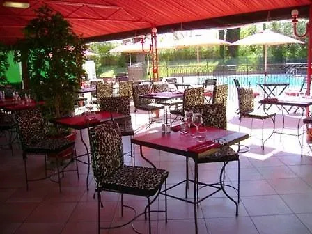 Le Relais St Jean De Vedas Hotel 2*